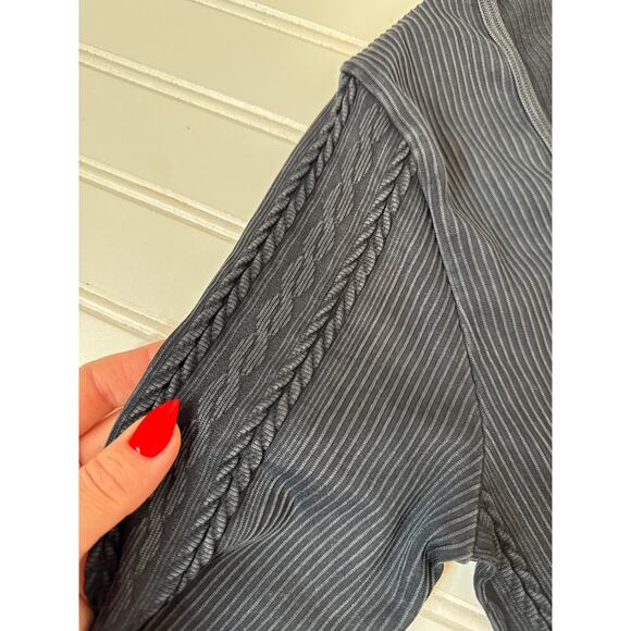 NWT Aerie Sidewalk Seamless Ribbed Crop Tee & Goals High Rise Leggings Bundle L - Picture 4 of 12